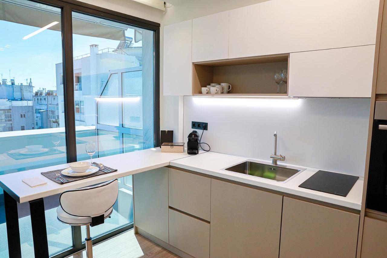 The First Key Luxury & Small Apartment In The Center Of Xanthi Exterior foto